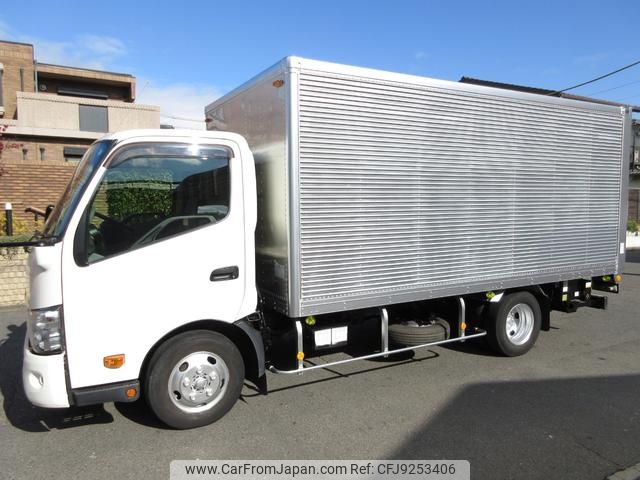 hino dutro 2016 GOO_NET_EXCHANGE_0200468A30231201W001 image 2