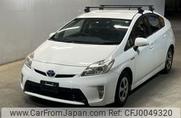 toyota prius 2013 -TOYOTA--Prius ZVW30-1704372---TOYOTA--Prius ZVW30-1704372-