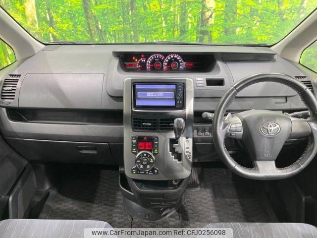 toyota voxy 2012 -TOYOTA--Voxy DBA-ZRR70W--ZRR70-0475110---TOYOTA--Voxy DBA-ZRR70W--ZRR70-0475110- image 2