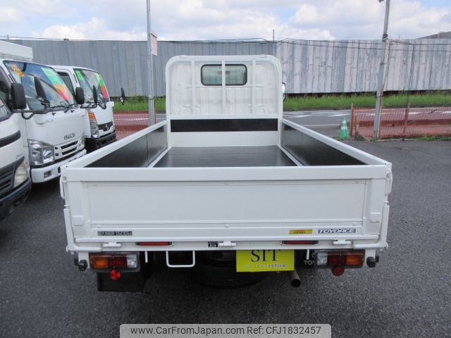 toyota toyoace 2014 CFJ1832457 image 2