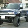 toyota-hilux-sports-pick-up-2002-14985-car_0d1d8525-335d-4e5d-b039-e7a06c7f45e2