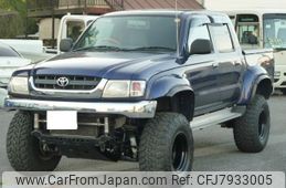 toyota-hilux-sports-pick-up-2002-15144-car_0d1d8525-335d-4e5d-b039-e7a06c7f45e2