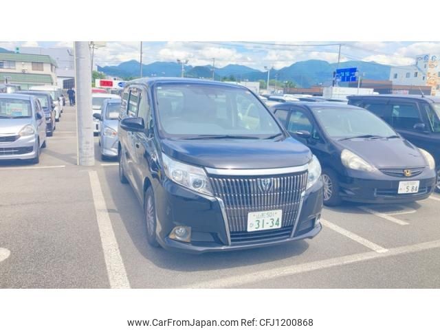 toyota esquire 2017 -TOYOTA--Esquire DBA-ZRR85G--ZRR85-0069760---TOYOTA--Esquire DBA-ZRR85G--ZRR85-0069760- image 1