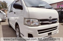 toyota hiace-van 2012 CFJ1442870