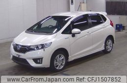 honda fit-hybrid 2016 CFJ1507852