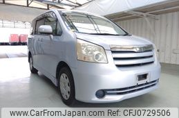 toyota noah 2010 ENHANCEAUTO_1_ea294403