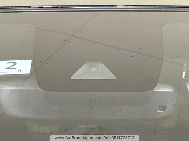 toyota corolla-cross 2022 CFJ1725717 image 2
