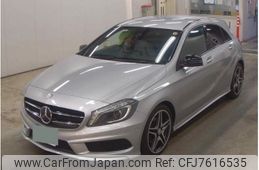 mercedes-benz a-class 2015 CFJ7616535