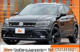 volkswagen tiguan 2018 -VOLKSWAGEN--VW Tiguan 5NDFGF--KW801617---VOLKSWAGEN--VW Tiguan 5NDFGF--KW801617-