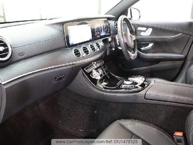 mercedes-benz e-class 2017 CFJ1475325 image 2