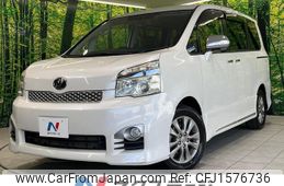 toyota voxy 2012 CFJ1576736