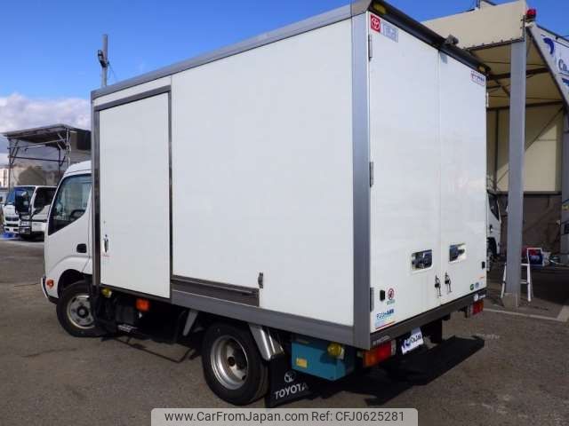 toyota dyna-truck 2016 -TOYOTA--Dyna TKG-XZU605--XZU605-0012475---TOYOTA--Dyna TKG-XZU605--XZU605-0012475- image 2