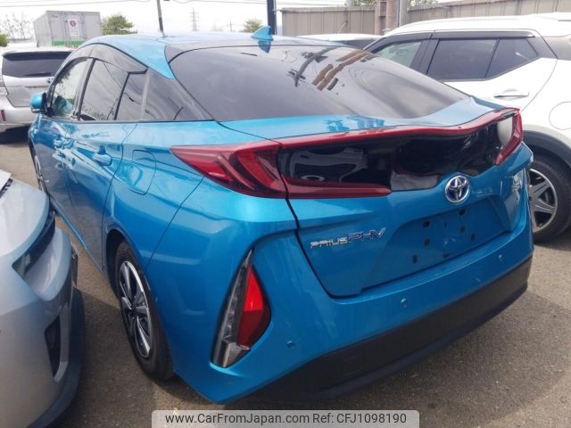 toyota prius-phv 2018 -TOYOTA--Prius PHV ZVW52-3081675---TOYOTA--Prius PHV ZVW52-3081675- image 2