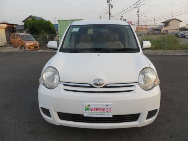 toyota sienta 2011 504749-RAOID:10720-SOLD-OUT image 1