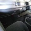 toyota hiace-wagon 2013 quick_quick_CBA-TRH214W_TRH214-0031122 image 4