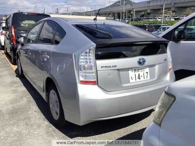 toyota prius 2011 CFJ1849731 image 2