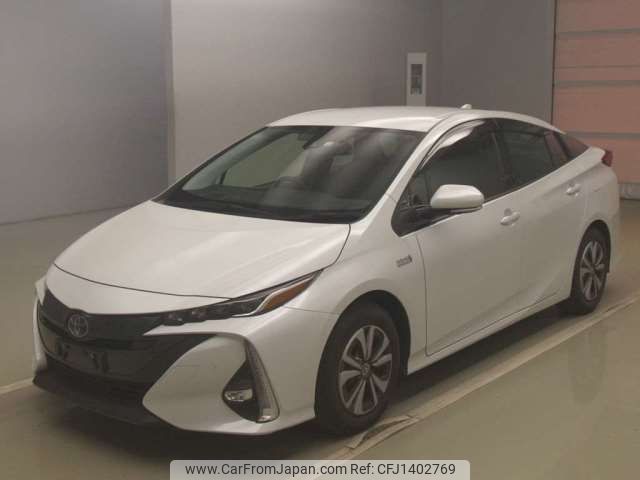 toyota prius-phv 2022 -TOYOTA--Prius PHV 6LA-ZVW52--ZVW52-3224080---TOYOTA--Prius PHV 6LA-ZVW52--ZVW52-3224080- image 1