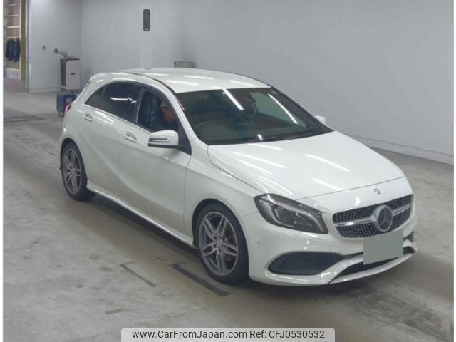 mercedes-benz a-class 2016 quick_quick_DBA-176042_WDD1760422V124643 image 1