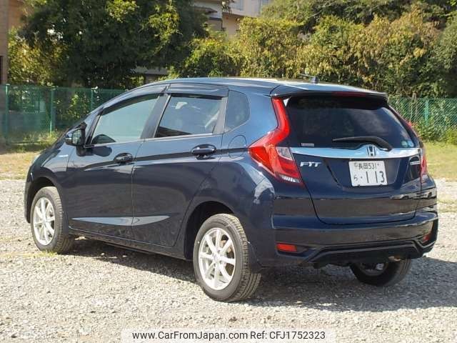 honda fit 2018 CFJ1752323 image 2