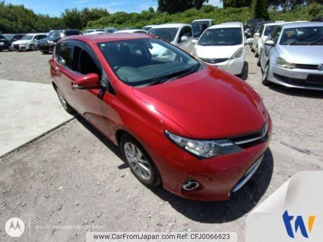 toyota auris 2013 -TOYOTA--Auris DBA-NZE181H--NZE181-6007000---TOYOTA--Auris DBA-NZE181H--NZE181-6007000- image 1