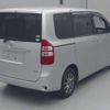 toyota noah 2013 -TOYOTA--Noah DBA-ZRR70G--ZRR70-0572398---TOYOTA--Noah DBA-ZRR70G--ZRR70-0572398- image 2