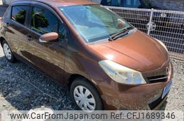 toyota vitz 2012 CFJ1689346
