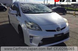 toyota prius 2013 -TOYOTA--Prius ZVW30-1703841---TOYOTA--Prius ZVW30-1703841-