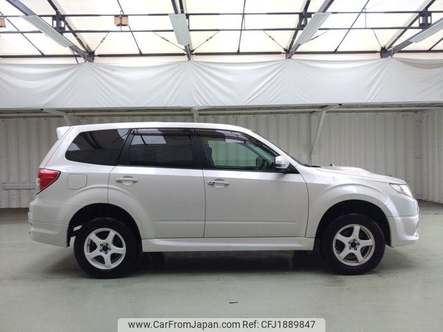 subaru forester 2011 CFJ1889847 image 2