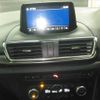 mazda axela 2017 CFJ1862268 image 6