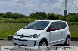 volkswagen up 2017 GOO_JP_700070874630250723001