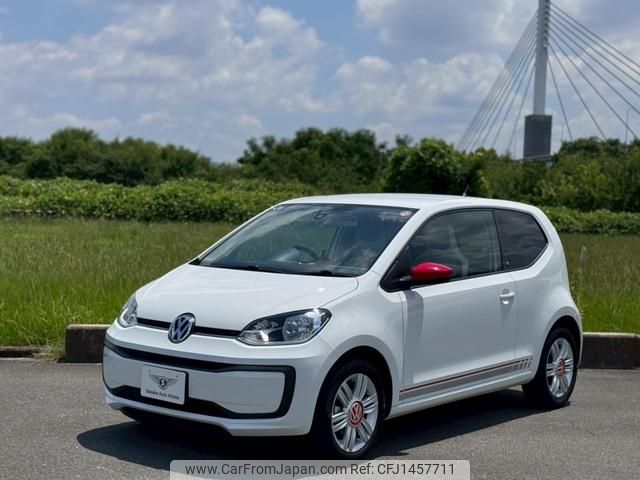 volkswagen up 2017 GOO_JP_700070874630250723001 image 1