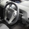 toyota prius-α 2012 CFJ1686774 image 8