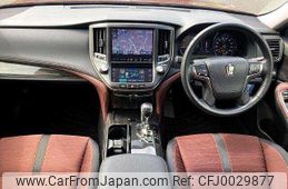 toyota crown 2013 504928-922789