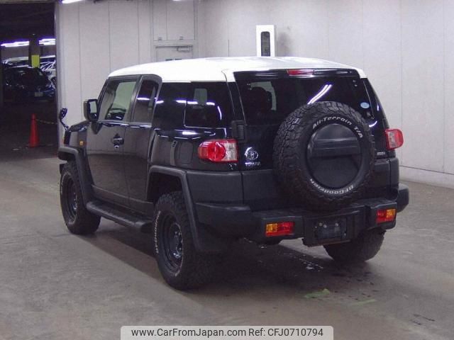 toyota fj-cruiser 2013 quick_quick_CBA-GSJ15W_GSJ15-0125869 image 2