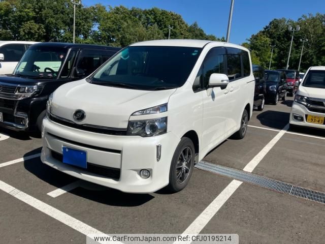 toyota voxy 2012 -TOYOTA--Voxy DBA-ZRR75G--ZRR75-0101610---TOYOTA--Voxy DBA-ZRR75G--ZRR75-0101610- image 1