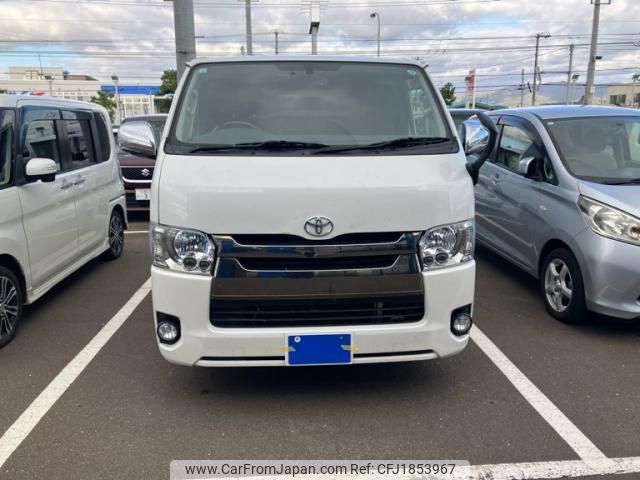 toyota regius 2016 CFJ1853967 image 2