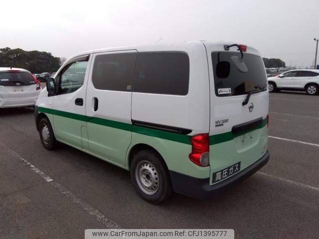 nissan nv200-vanette 2017 CFJ1395777 image 2