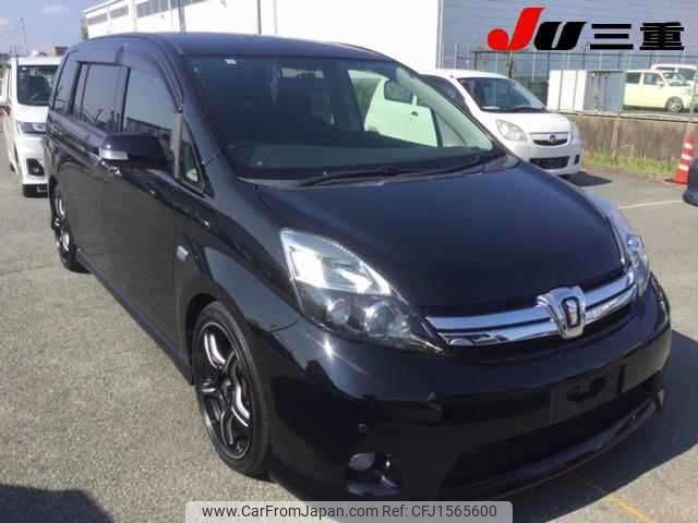 toyota isis 2011 CFJ1565600 image 1