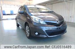 toyota vitz 2013 ENHANCEAUTO_1_ea291467