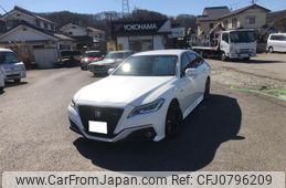 toyota crown-hybrid 2019 GOO_JP_700120076730250225001