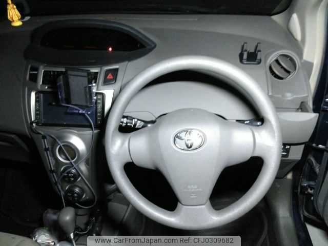 toyota vitz 2007 TE4775 image 2