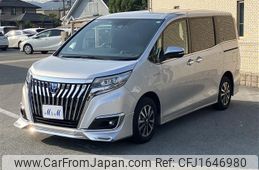 toyota esquire 2018 CFJ1646980