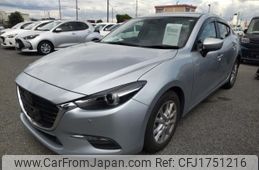 mazda axela 2018 CFJ1751216