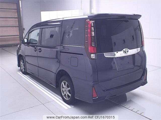toyota noah 2014 CFJ1670315 image 2