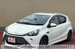 toyota aqua 2014 -TOYOTA--AQUA DAA-NHP10--NHP10-2385561---TOYOTA--AQUA DAA-NHP10--NHP10-2385561-