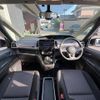 nissan serena 2019 41 image 7