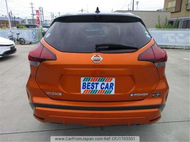 nissan kix 2020 CFJ1705501 image 2