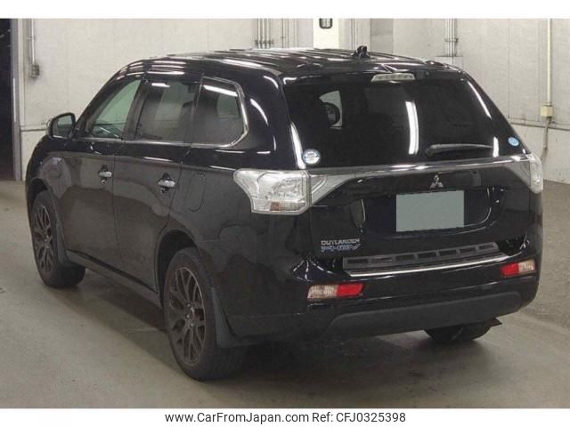 mitsubishi outlander-phev 2013 quick_quick_DLA-GG2W_0004397 image 2