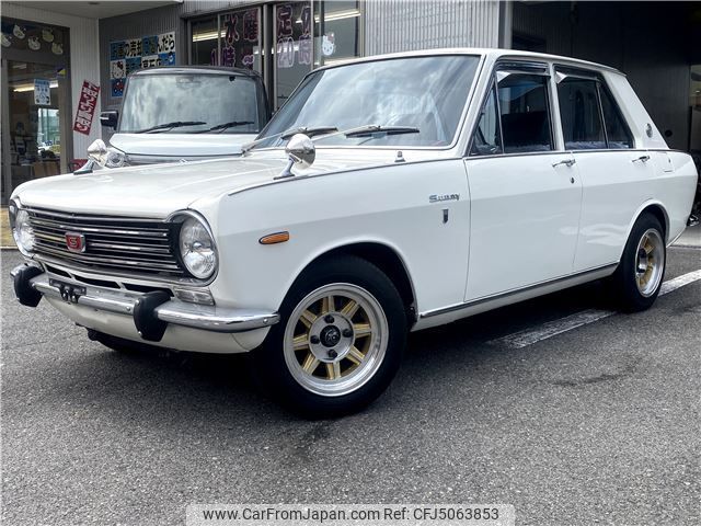 Sunny car_0e239ed3-eb9f-4df7-9e45-