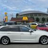 bmw 3-series 2018 quick_quick_8C20_WBA8H92040A689271 image 13